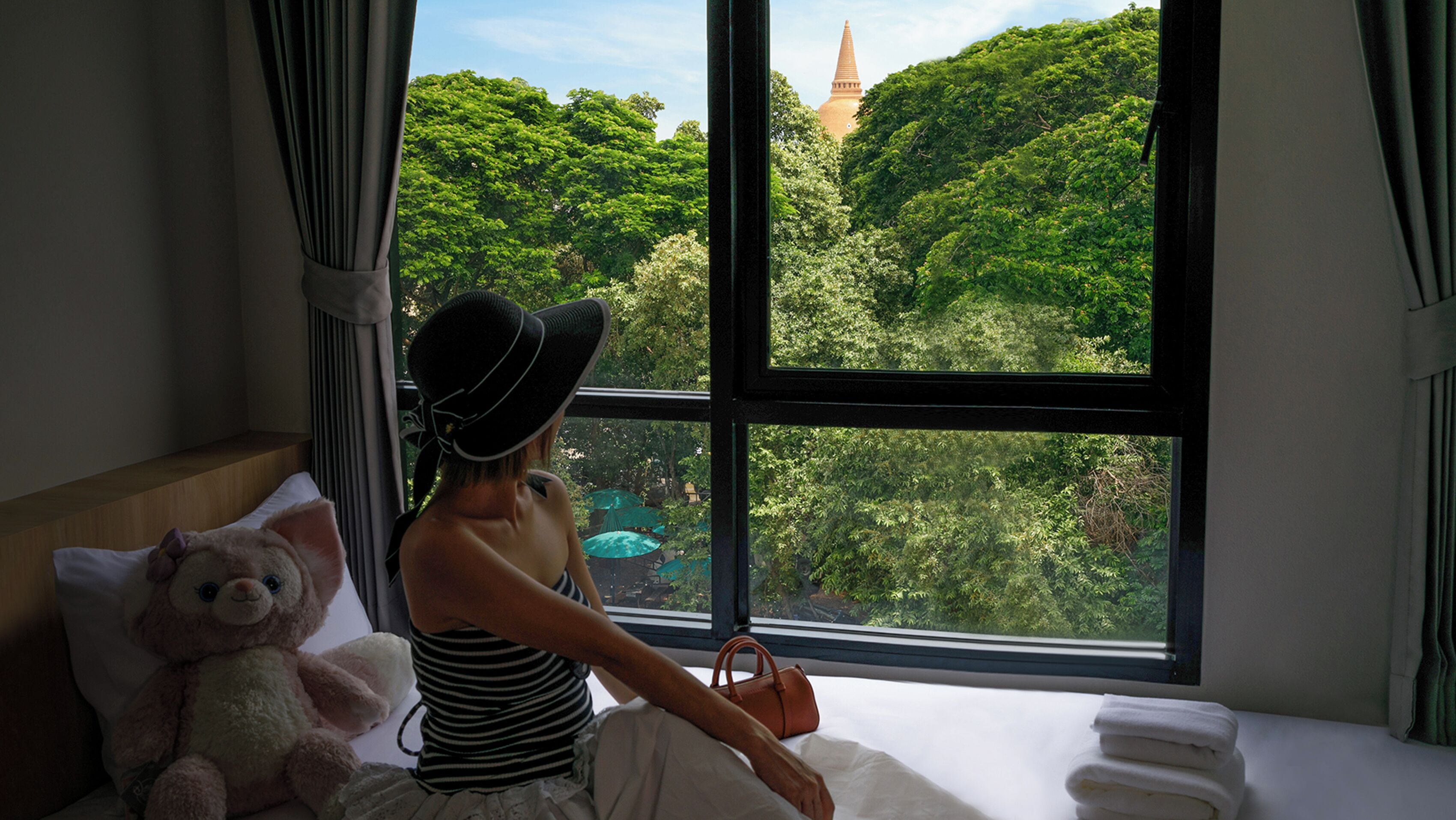 In-room safe, blackout curtains, free WiFi, bed sheets