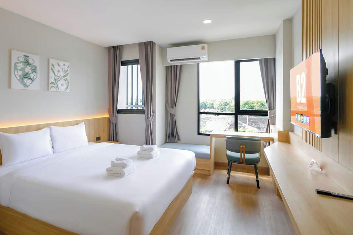 Superior Double Room | In-room safe, blackout drapes, free WiFi, bed sheets