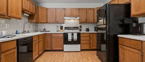 Microwave, oven, stovetop, dishwasher