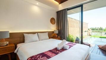 Tabla de planchar con plancha, wifi y ropa de cama