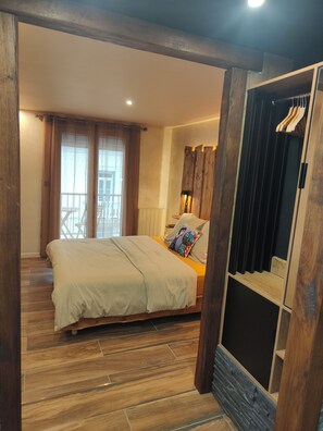 1 chambre, fer et planche à repasser, Wi-Fi, draps fournis
