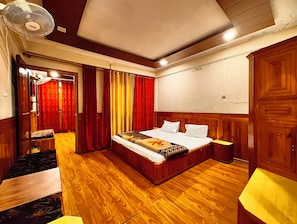 Double Room | Free WiFi