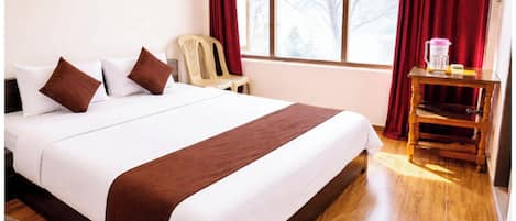 Ropa de cama hipoalergénica, escritorio y sistema de insonorización