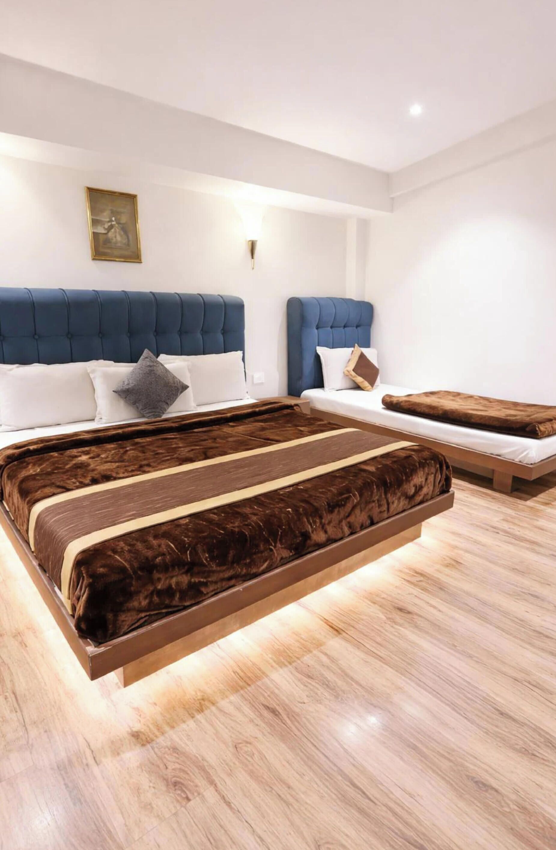 Deluxe Quadruple Room | Hypo-allergenic bedding, desk, soundproofing, free WiFi