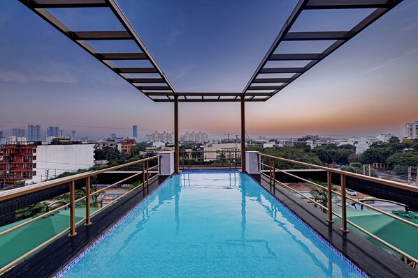 Indoor pool, outdoor pool