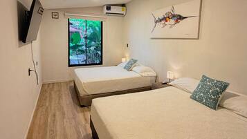 2 bedrooms, iron/ironing board, free WiFi, bed sheets
