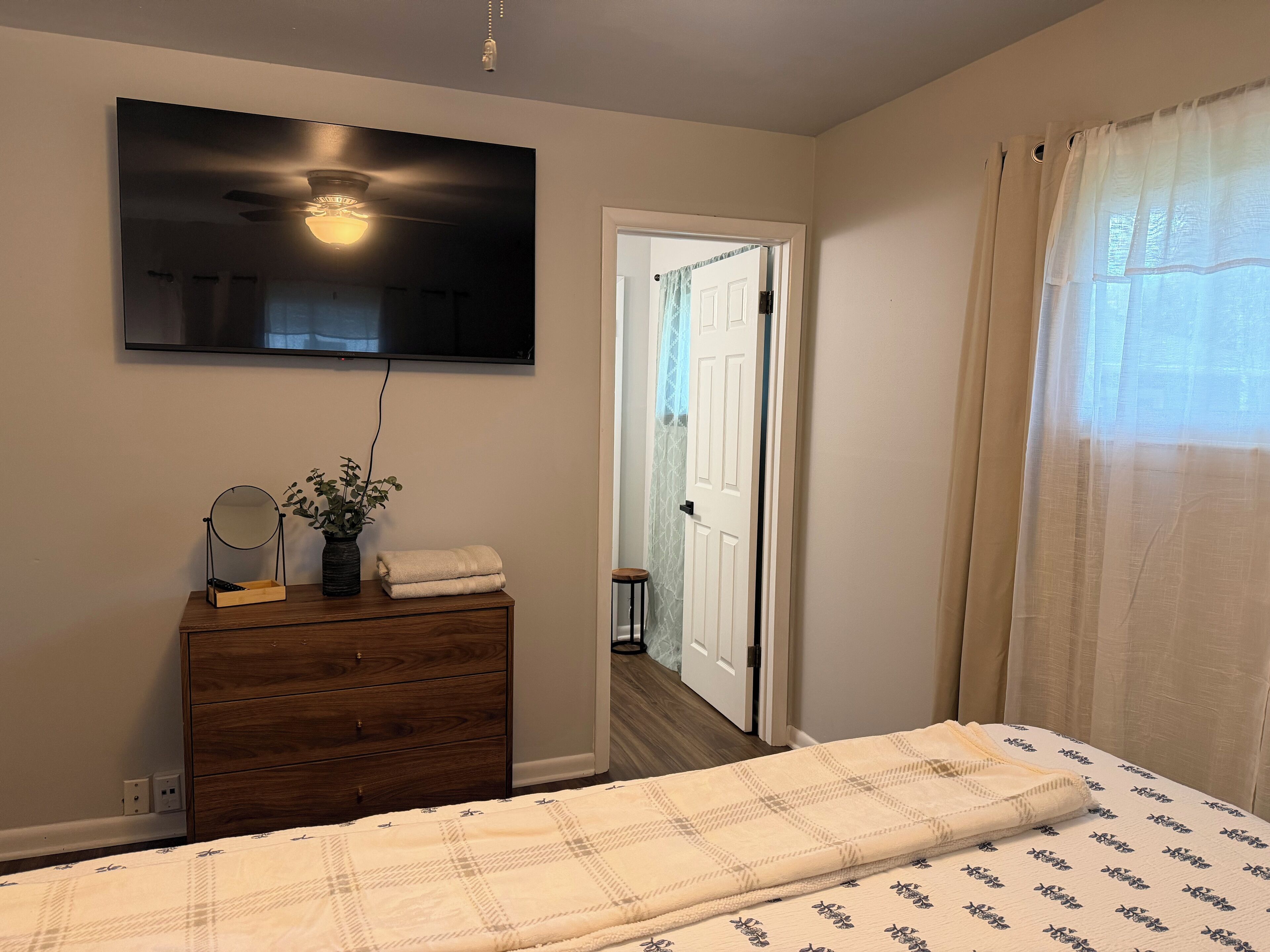 3 間睡房、熨斗/熨衫板、可攜式嬰兒床、Wi-Fi