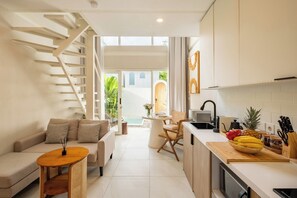 Vila, 1 kamar tidur, pemandangan kolam renang | Area keluarga | Smart TV 43-inci dengan saluran TV digital