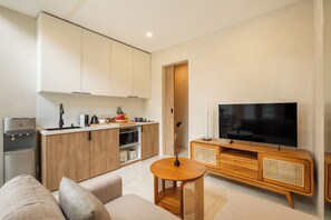 Vila, 1 kamar tidur, pemandangan kolam renang | Area keluarga | Smart TV 43-inci dengan saluran TV digital