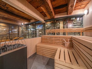 Sauna - Beautiful barn-style flat with terrace (Matrei in Osttirol)