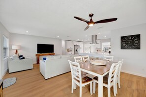 Casa panoràmica, 3 dormitoris, pati | Sala d'estar