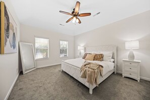 5 bedrooms, desk, iron/ironing board, travel cot