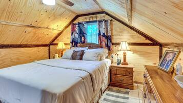 1 bedroom, desk, iron/ironing board, internet