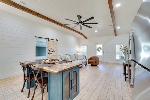 Nature-Centric Retreat! Newly Built Millen Cottage