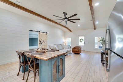 Nature-Centric Retreat! Newly Built Millen Cottage