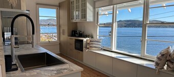 Wobby Waters! Waterfront Escape at Little Wobby on the Hawkesbury River sleeps 8