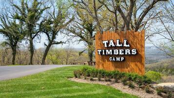 تفاصيل الفندق من الخارج