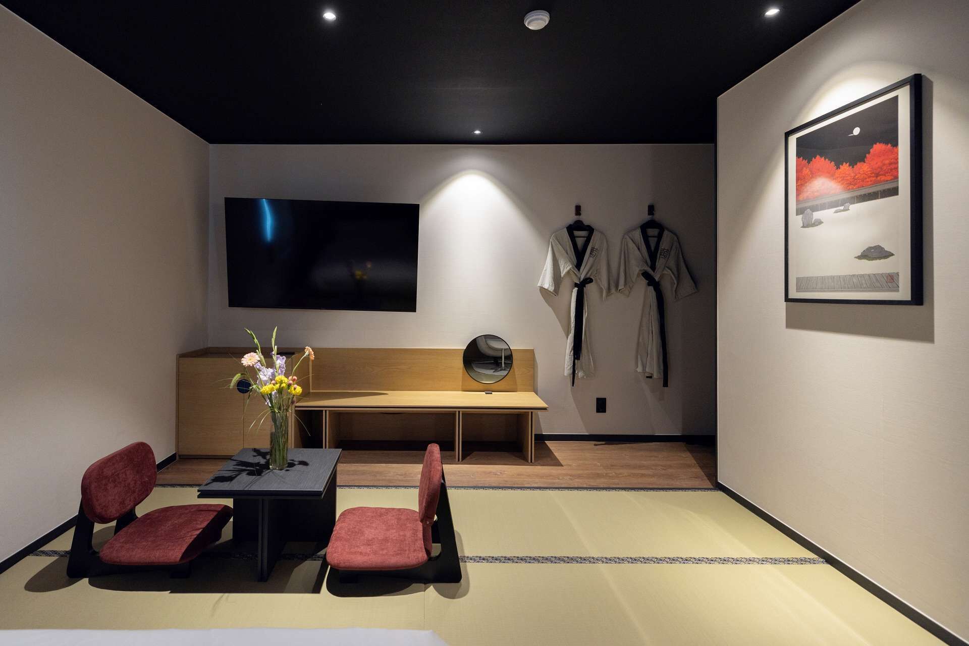 Massage Chair | Desk, laptop workspace, free WiFi