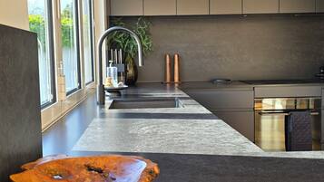 Microwave, oven, stovetop, dishwasher