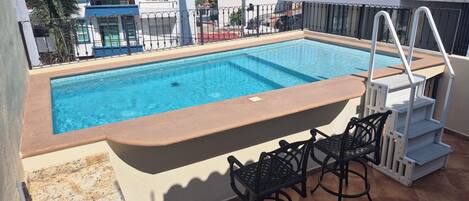 Outdoor pool, a heated pool