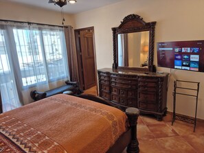 3 chambres, bureau, fer et planche à repasser, Wi-Fi gratuit