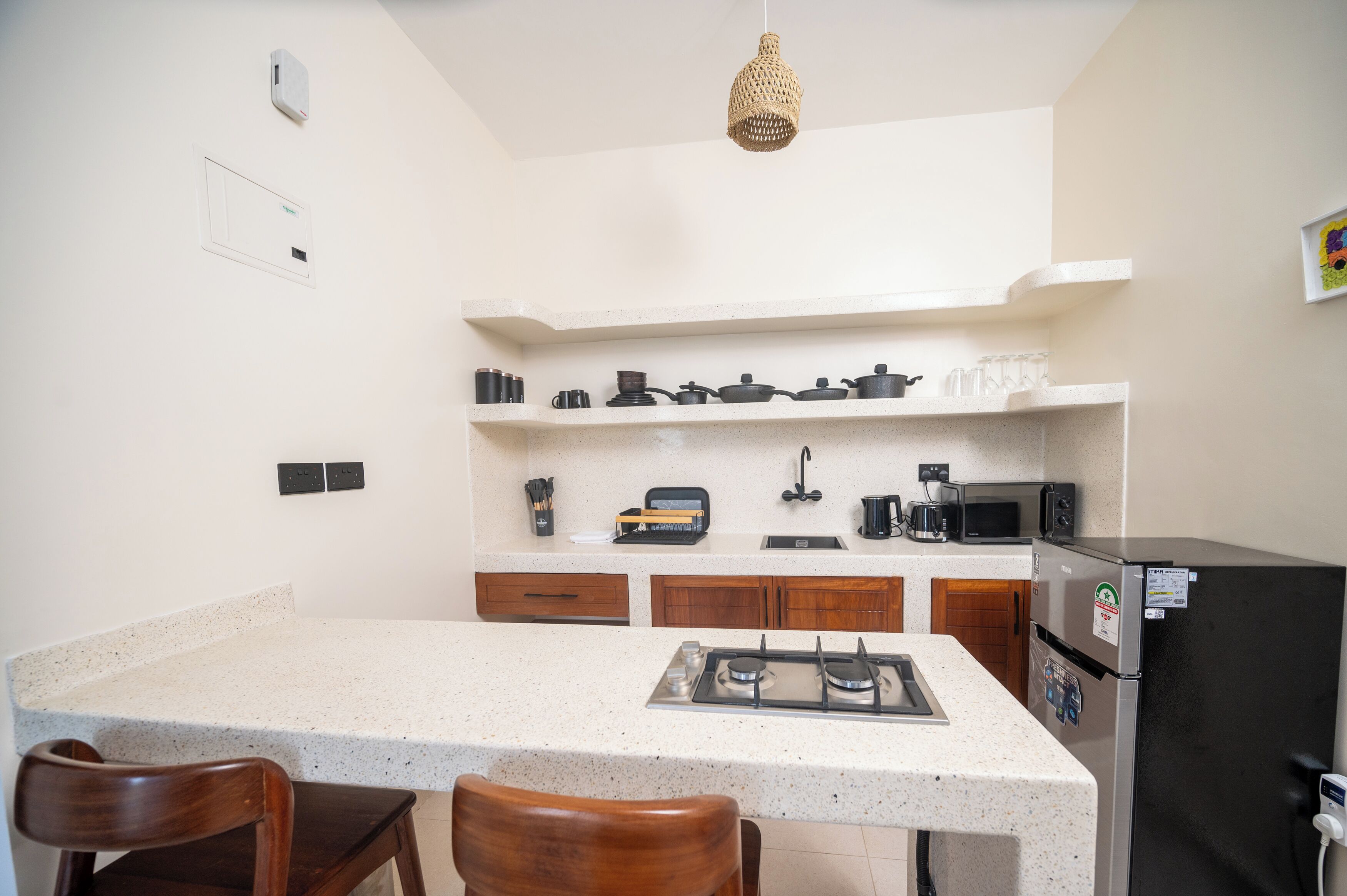 Micro-ondas, cooktop, lava-louças