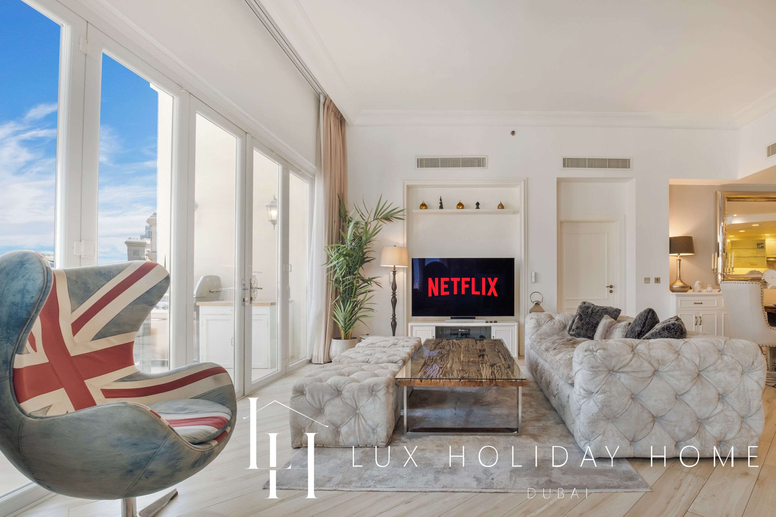 Appartement, uitzicht op de stad | Woonruimte | Flatscreentelevisie