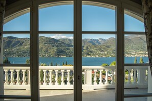 Interior - Villa Aria (San Felice del Benaco)