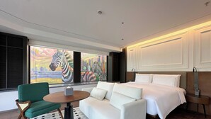 Articles gratuits dans le mini-bar, coffres-forts dans les chambres