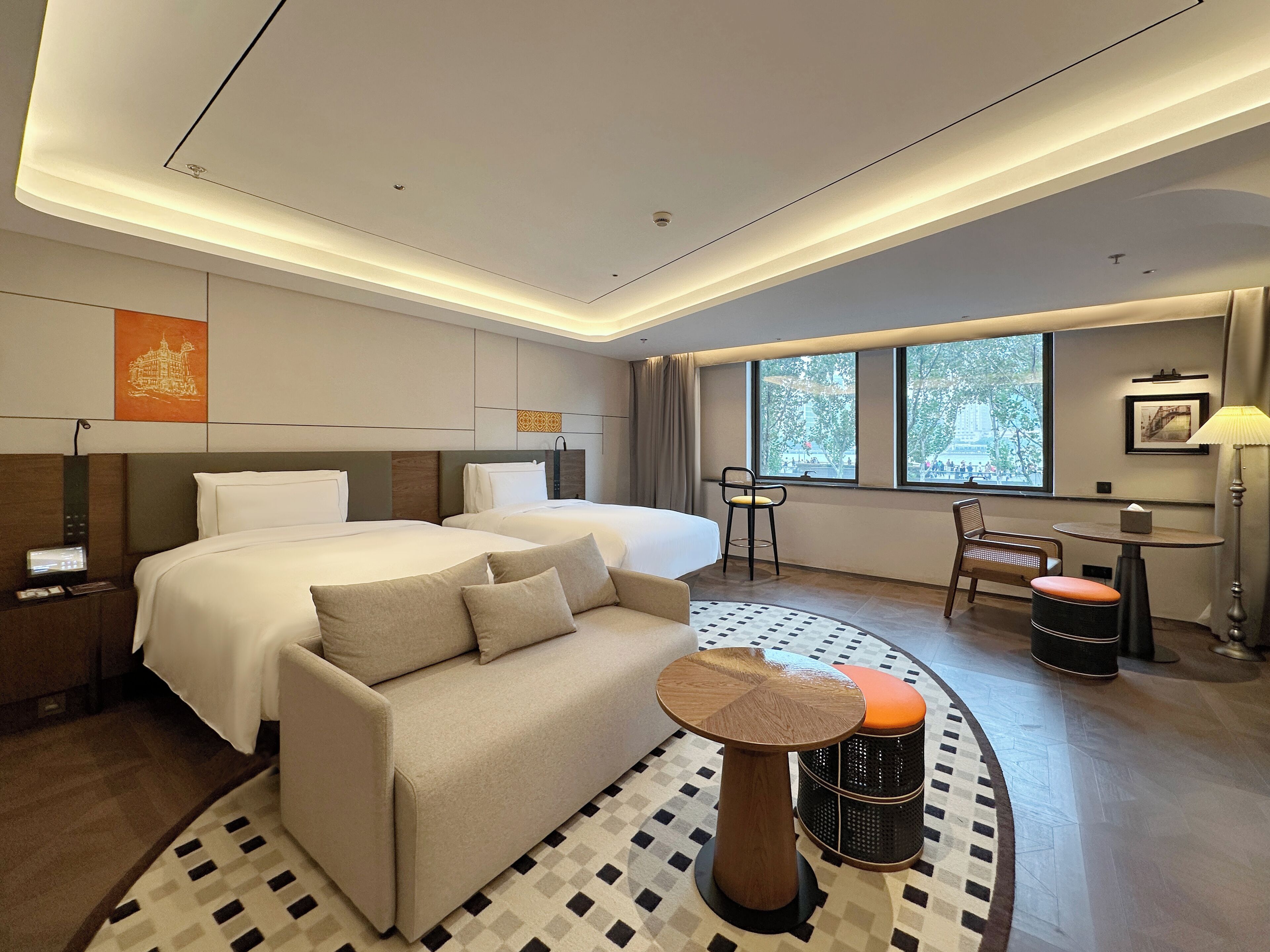 Family Studio Suite | Free minibar, in-room safe, blackout drapes, free WiFi