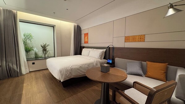 Basic Double Room | In-room safe, blackout drapes, free WiFi