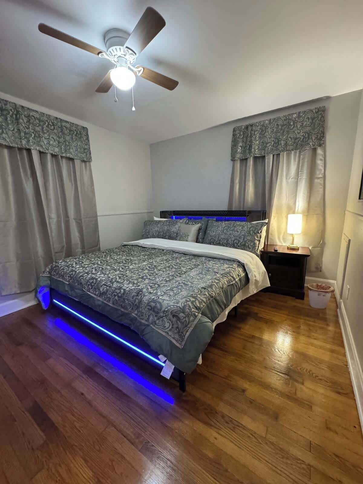 2 bedrooms, iron/ironing board, WiFi, bed sheets