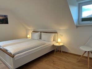 3 Schlafzimmer, Internetzugang, Bettwäsche