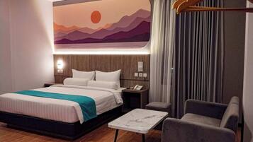 Free WiFi, bed sheets