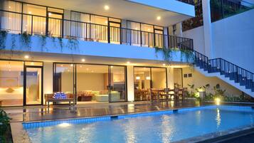 Alberca al aire libre