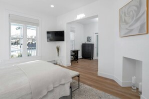 3 chambres, fer et planche à repasser, Wi-Fi gratuit, draps fournis