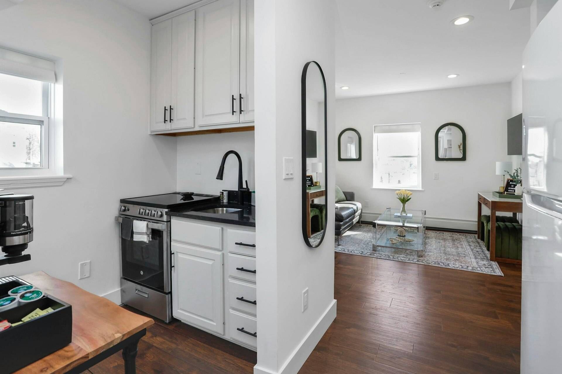 Fridge, microwave, oven, coffee/tea maker
