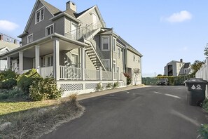 Small five unit building with private parking for guests