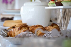 Free breakfast