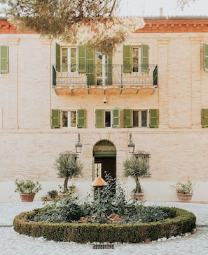 Exterior