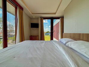 Three-Bedroom Villa | Free WiFi, bed sheets - Campbar 1 Boutique Villa by AGATA (Cemagi)