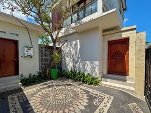 Interior entrance - Campbar 1 Boutique Villa by AGATA (Cemagi)