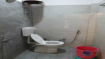 Shower, towels, soap, shampoo