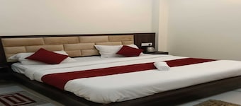 Roomshala Hotel Nandan Residency