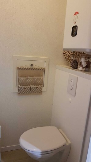 Haartrockner, Toilettenpapier