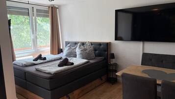 1 bedroom, iron/ironing board, WiFi, bed sheets