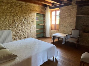 4 chambres, Wi-Fi, draps fournis