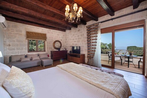 Geroulios Estate l Weddings, Events & Yoga Retreat