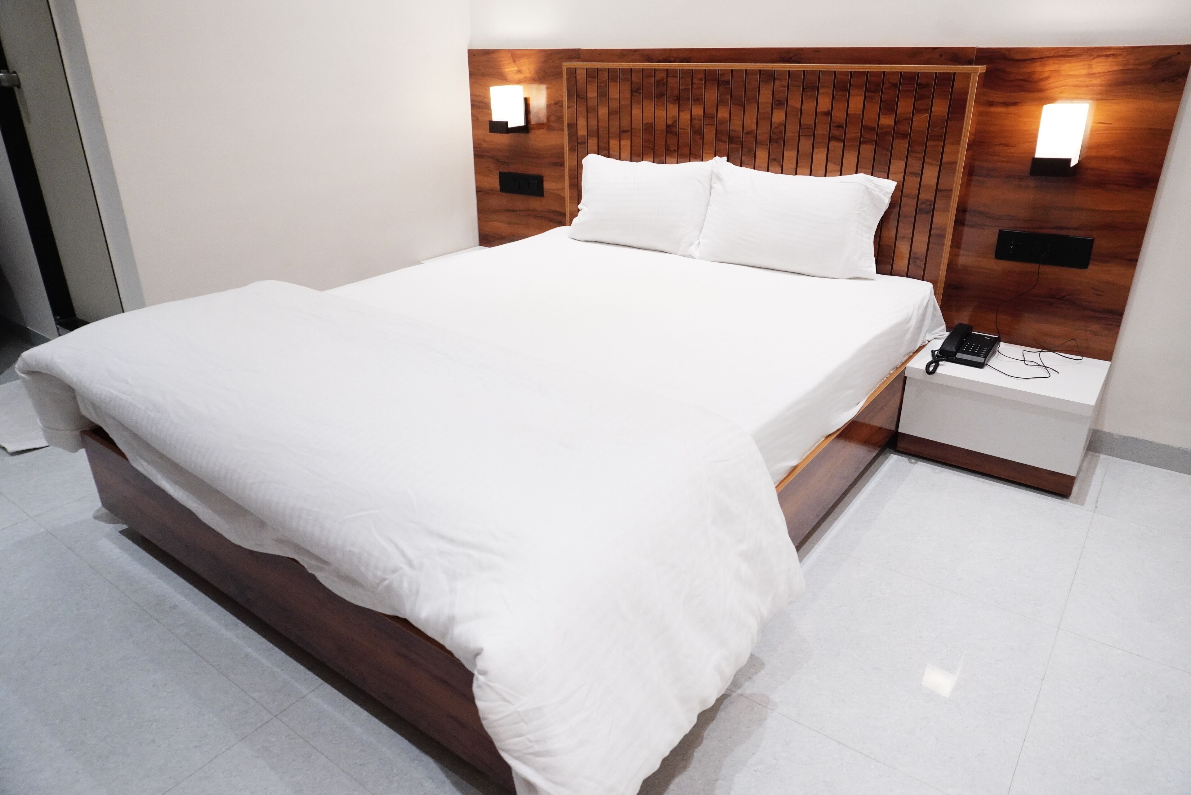 Deluxe Room, Balcony