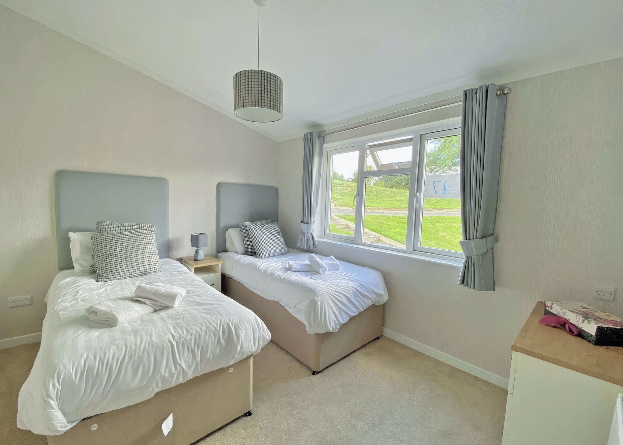 2 bedrooms